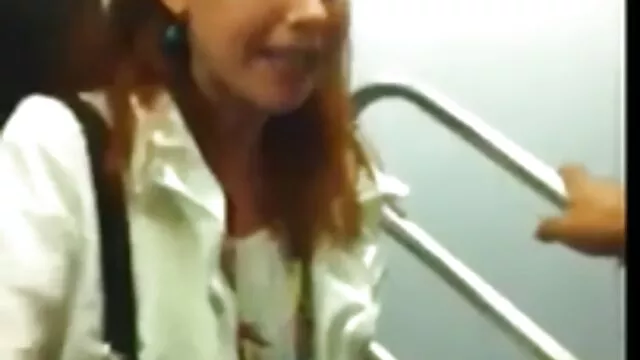 Geriausias Porno :  Mažas paauglys yra apdaužytas pirštais, dulkinamas veidas ir trenkiamas POV stiliaus Karštas porno filmai 
