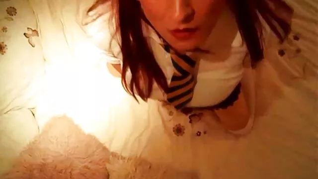 Geriausias Porno :  Apsaugos darbuotojas dulkina savo karštą bendradarbį biure Karštas porno filmai 