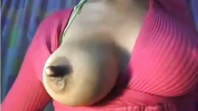 Geriausias Porno :  Vyras ir mergina suvilioja nekaltą mažylę į trise Karštas porno filmai 