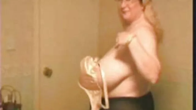 Geriausias Porno :  Vyrai nuostabioms podukroms parodo, kaip gerai kaubojai dulkina Karštas porno filmai 