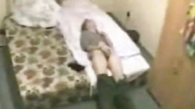 Geriausias Porno :  Paauglių blondinę sunkiai pakliuvo trys ištvirkę vyrai Karštas porno filmai 